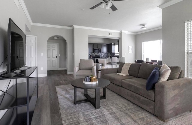 Landing | Amazing 2BD, Pool, Gym