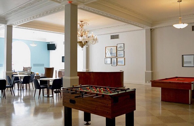 Landing at 275 on the Park - Senate - 1 Bedroom in De Baliviere Place