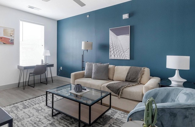 Landing at Eighty One10 - 1 Bedroom in Harris B.