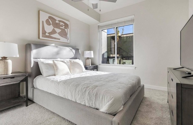 Landing at Marquam Heights - 2 Bedrooms in Sout.