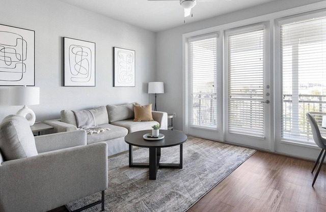 Landing at The Green at Plum Creek - 1 Bedroom .