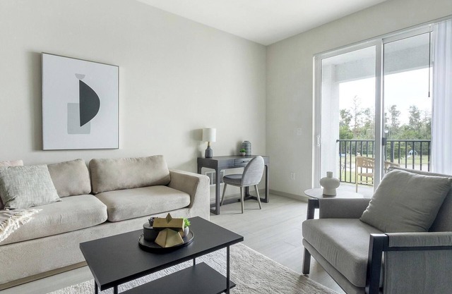 Landing at The Vistas at Eastwood - 2 Bedrooms .