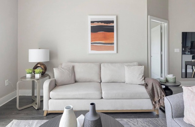 Landing | Beautiful 1BD, Gym, Pool