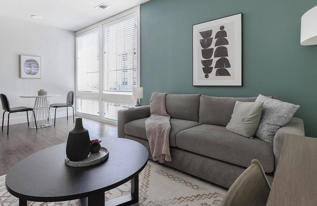 Landing | Beautiful 1BD, Pool, Clubhouse