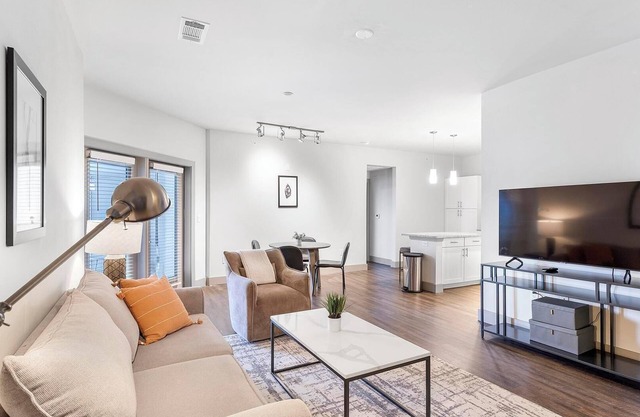 Landing | Beautiful 2BD, Yoga Studio, Gym