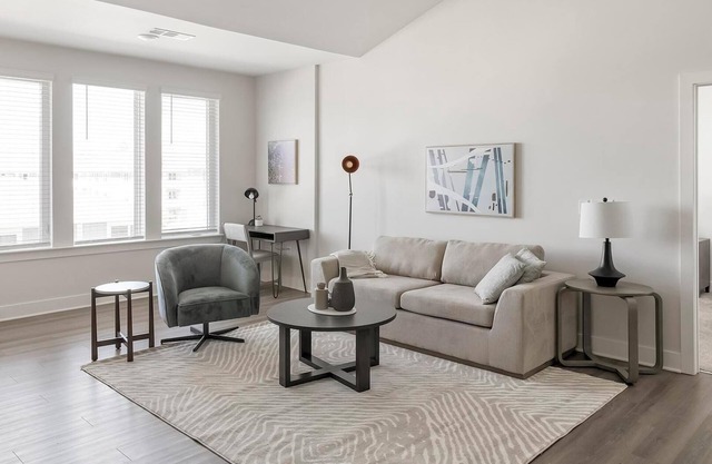 Landing | Beautiful 2BD, Courtyard, Yoga Studio