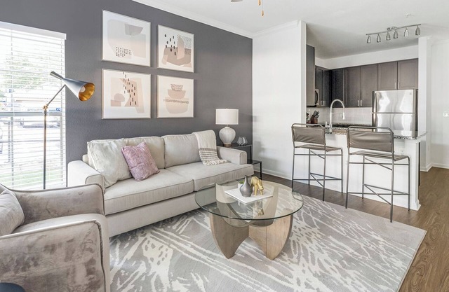 Landing | Chic 1BD, Courtyard, Pool
