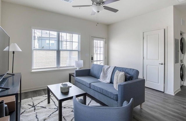 Landing | Chic 1BD, Pool, Yoga Studio