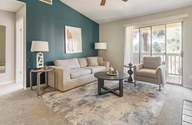 Landing | Chic 2BD, Gym, Courtyard