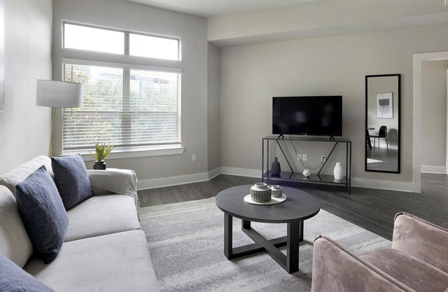 Landing | Incredible 1BD, Pool, Gym