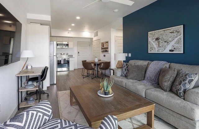 Landing | Modern 2BD, Gym, Pool