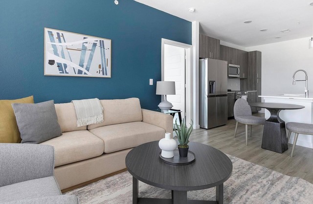 Landing | Modern 2BD, Clubhouse, Pool