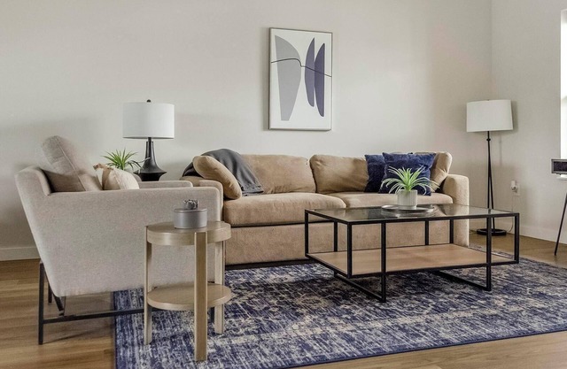 Landing | Spectacular 1BD, Courtyard, Clubhouse