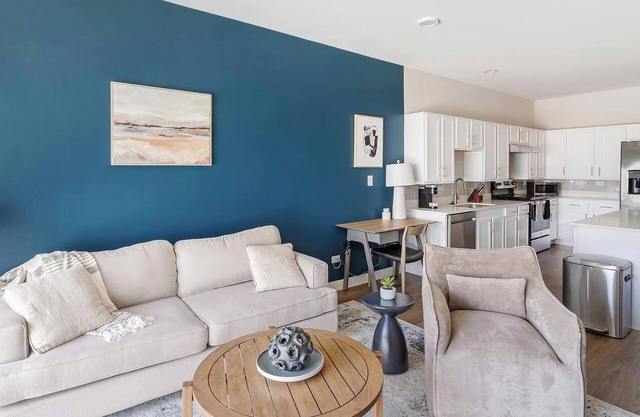 Landing | Spectacular 1BD, Clubhouse, Gym