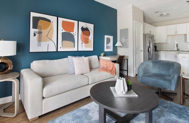 Landing | Spectacular 1BD, Pool, Clubhouse