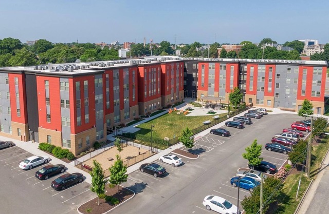 Landing | Spectacular 2BD, Gym