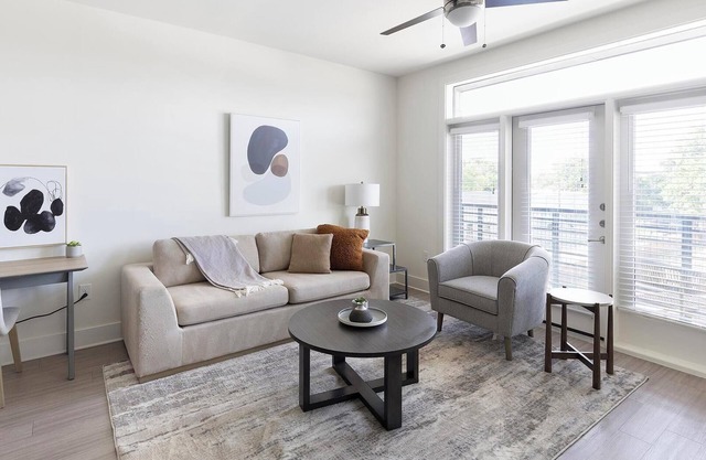 Landing | Spectacular 1BD, Clubhouse, Courtyard