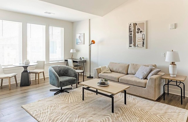 Landing | Spectacular 1BD, Gym, Courtyard