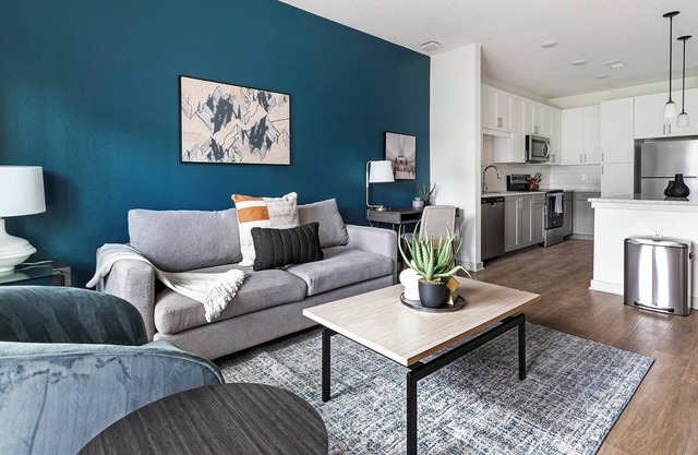 Landing | Stunning 1BD, Clubhouse, Gym