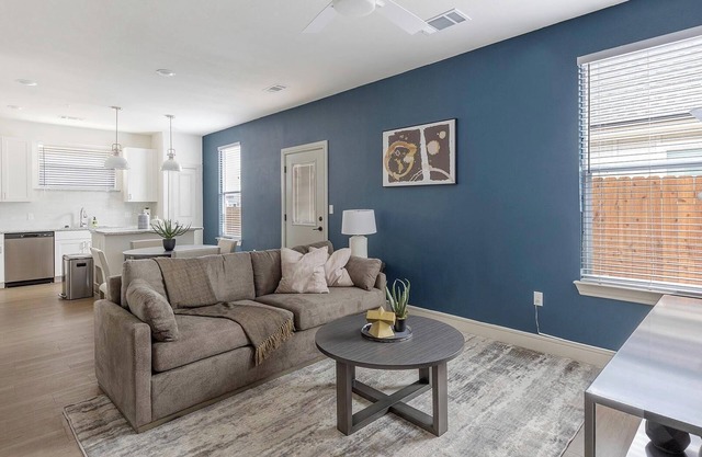 Landing | Stunning 2BD, Clubhouse, Yoga Studio