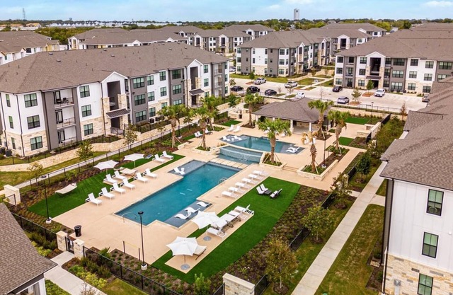 Landing | Stylish 1BD, Clubhouse, Gym