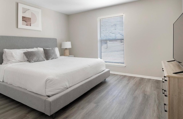 Landing | Stylish 1BD, Clubhouse, Gym