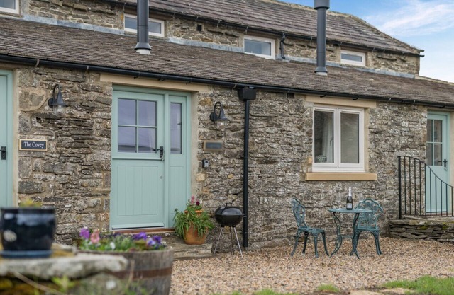 Lapwing - Swineside - One Bedroom House, Sleeps 2