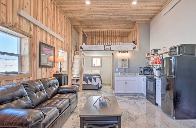Laramie Vacation Rental: 5 Mi to University