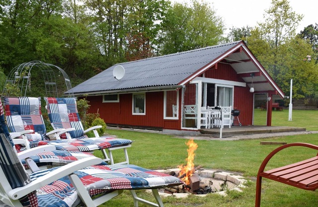 Larby & Mia - Holiday Lasse - Holiday Lasse