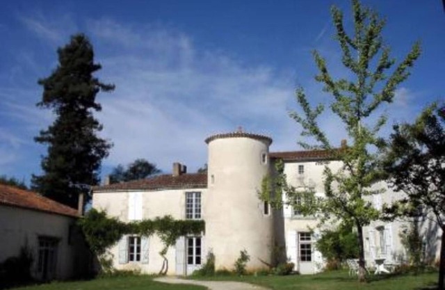 Large 16th-century family home