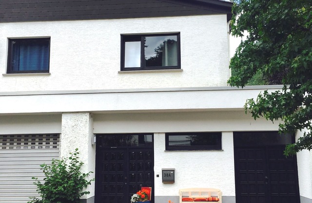 Large 4* house 240 sqm, centrally located, Eifel National Park, hiking trails