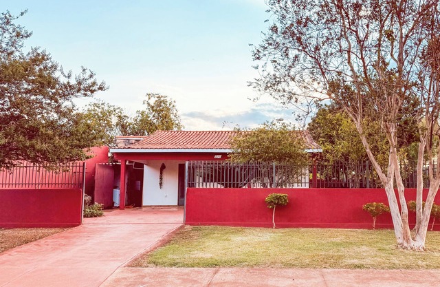 Large and complete house - Issue invoice