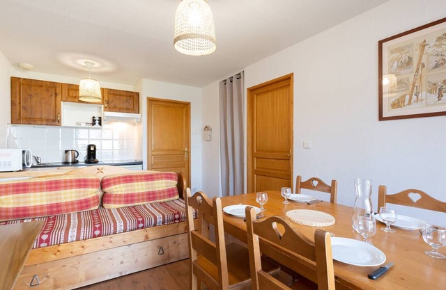 Large Apartment for 6 with Parking in Peyragudes