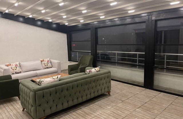 Large apartment security, swimming pool, gym. terser. 4 air condition.