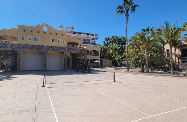 Large beach side home, with pool, hot tub, 2 kitchens, Fenced, Ocean view,