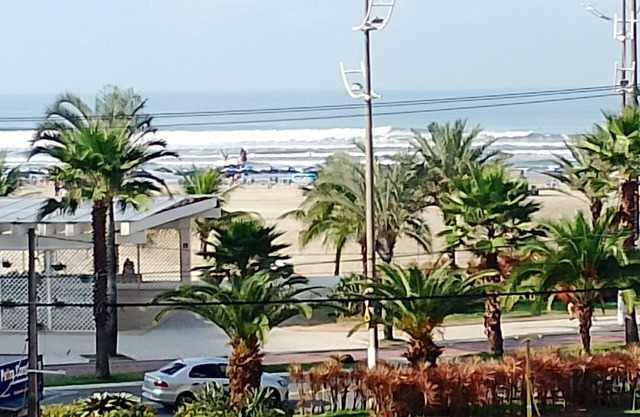 Large apartment, sea view with Wi-Fi