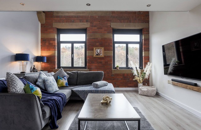 Large Duplex Penthouse Apartment