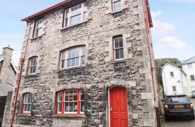 Large heritage-House close Snowdonia & Llandudno