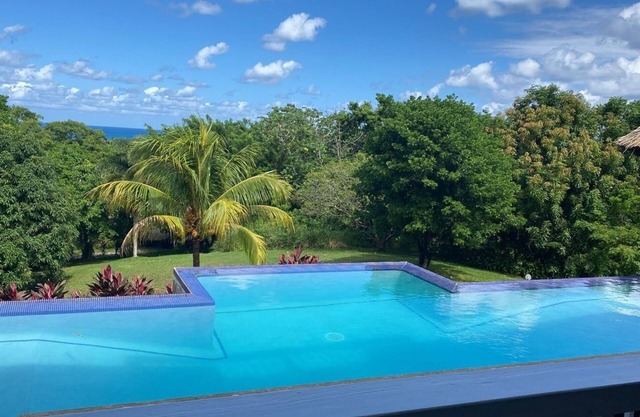 Large Hill Top Villa with Stunning Sea Views