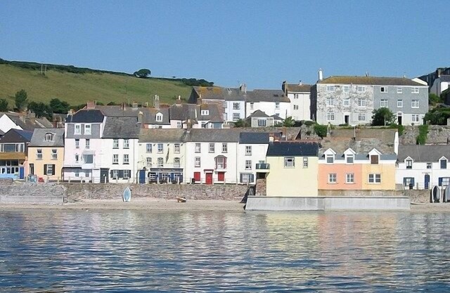 Large Holiday Cottage in Kingsand, Cornwall