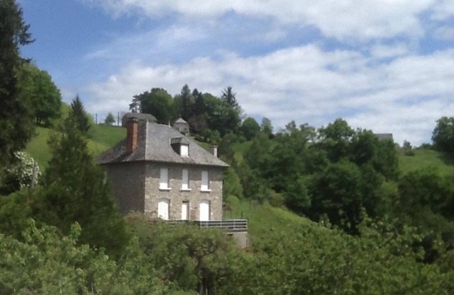 Large house Argentat-sur Dordogne, suitable for fishermen Heating WIFI