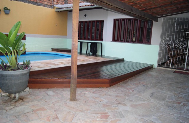 Large house near Artists beach and Atalaia waterfront lakes and shopping