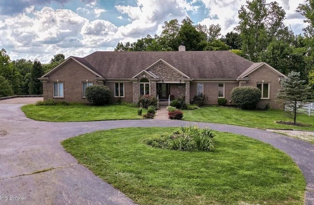 Large house on 5 acres with pool