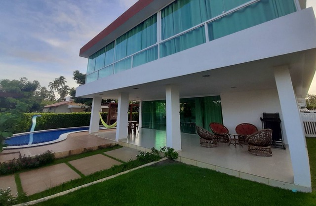 Large House - With pool and beach in Ipioca (Hibiscus)