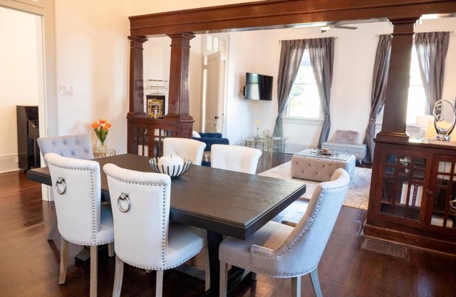 Large Kitchen, Big Yard, Stylish Decor Algiers