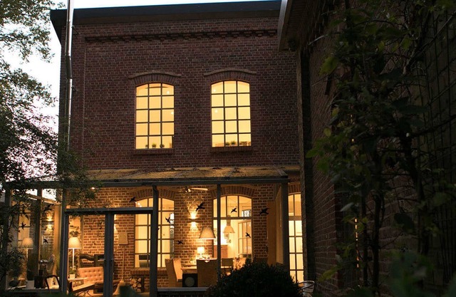 Large luxury apartment in the old locomotive shed in Stadtlohn - LokoMotel apartment with 165 m²