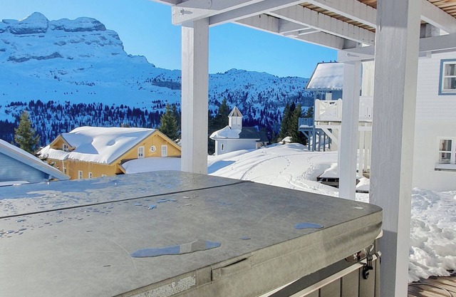 Large Norwegian chalet