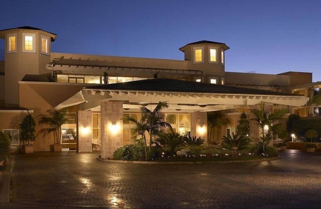 Large Oceanview 2 Bedrooms/2 Bath, Sleeps 7, Walk To Legoland, shops, restaurant