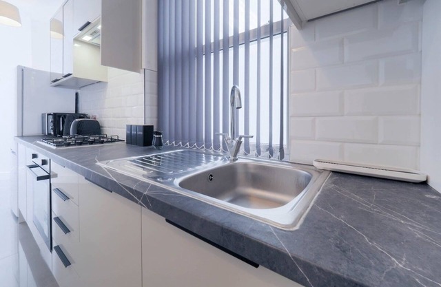 Large Spacious 4 Bed Luxurious Flat In Camden Close To Camden Market