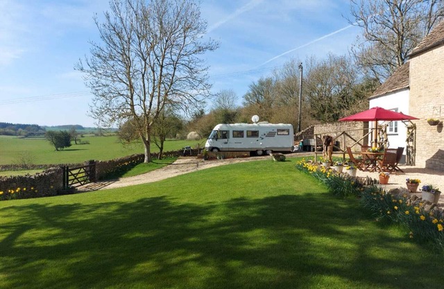 Large Static Motorhome-Stunning Countryside Views